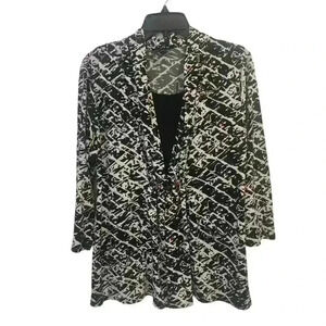 X117 Notation mock 2 piece black and red loose fit size large